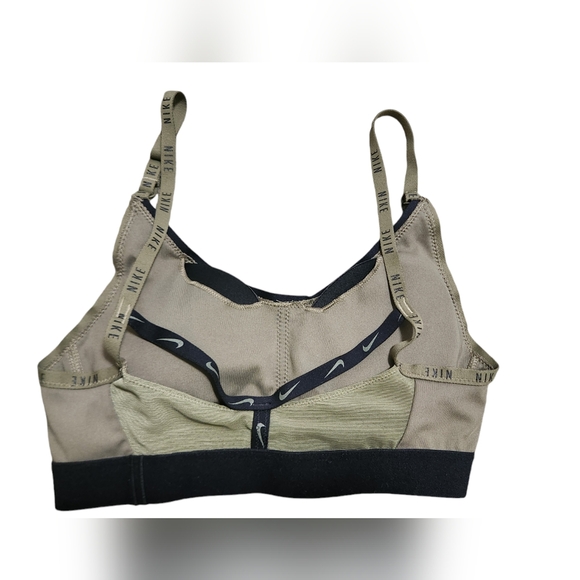 NikeIndy Logo-Tape Sports Bra olive green - Picture 5 of 6